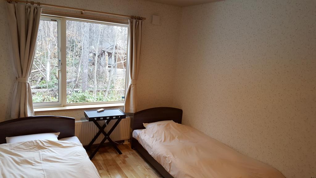 Maison d'hôtes Ituka Furano E Extérieur photo