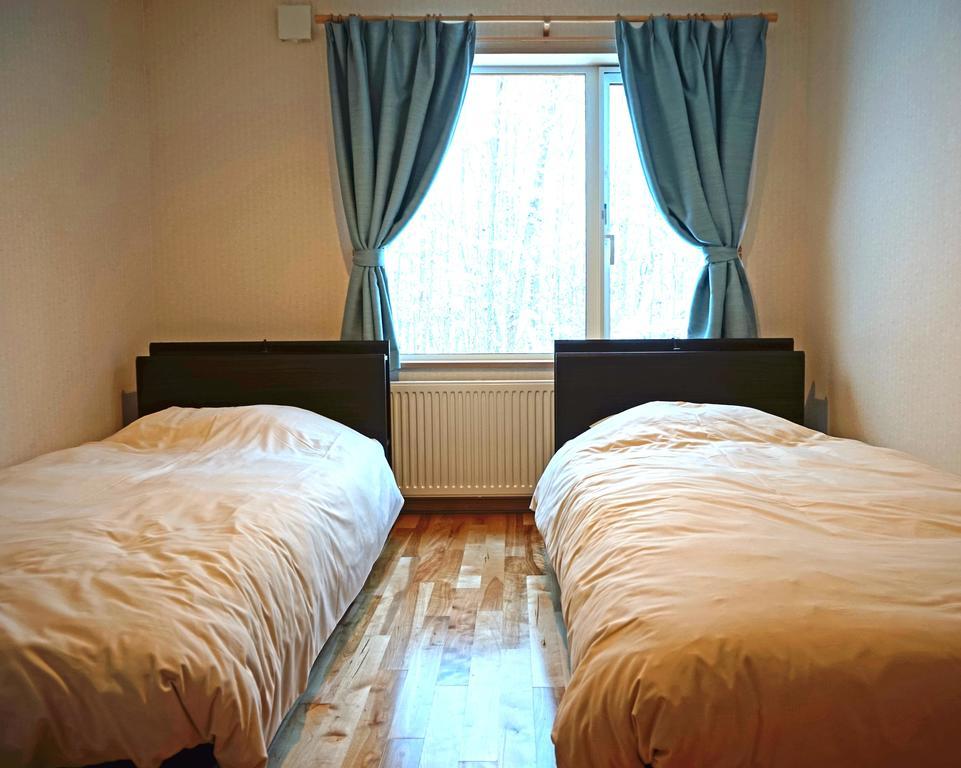 Maison d'hôtes Ituka Furano E Extérieur photo
