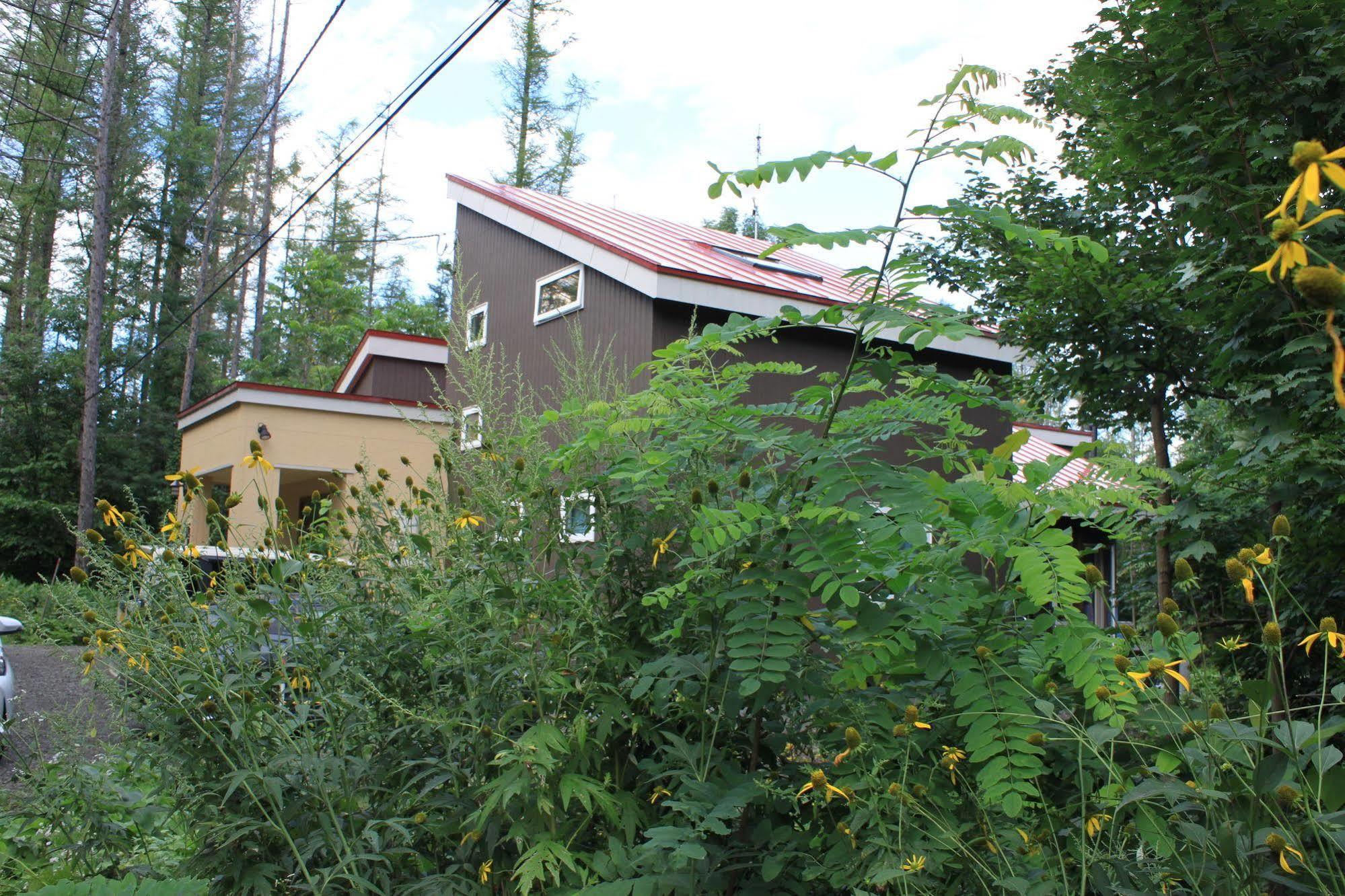 Maison d'hôtes Ituka Furano E Extérieur photo